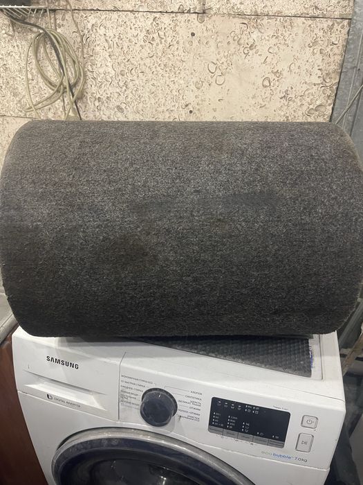 Мощный Сабвуфер XXL со встроинным усилителем.