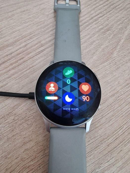 Продам часы  Galaxy watch ACTIVE 2