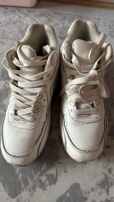 Обувь женская 11