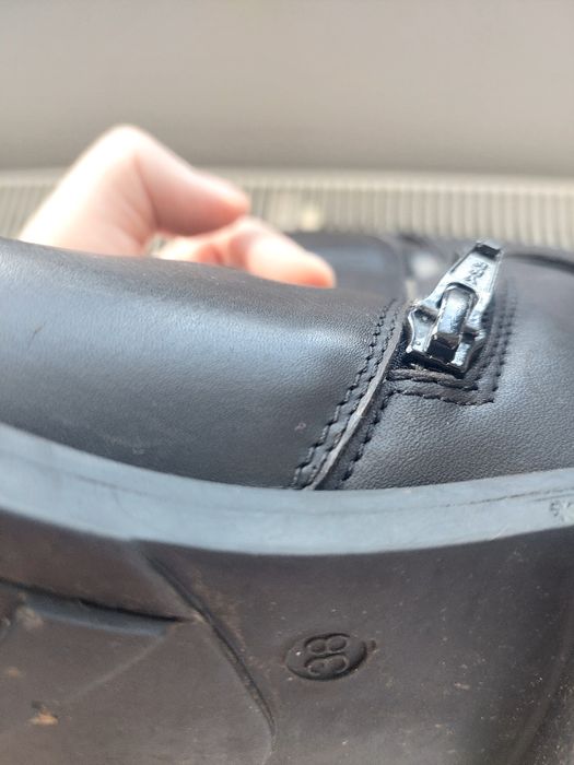 Cizme frumoase negre