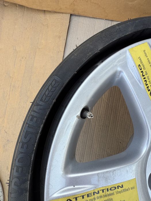 Сгъваема патерица Audi Q3 VW Tiguan 205/70 R16 5x112
