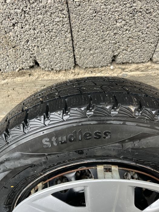 Шина р14+ с диской оригинал с кобальта