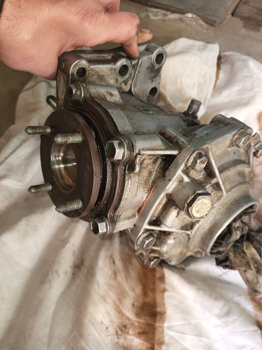 Раздатка Тойота Рав 4