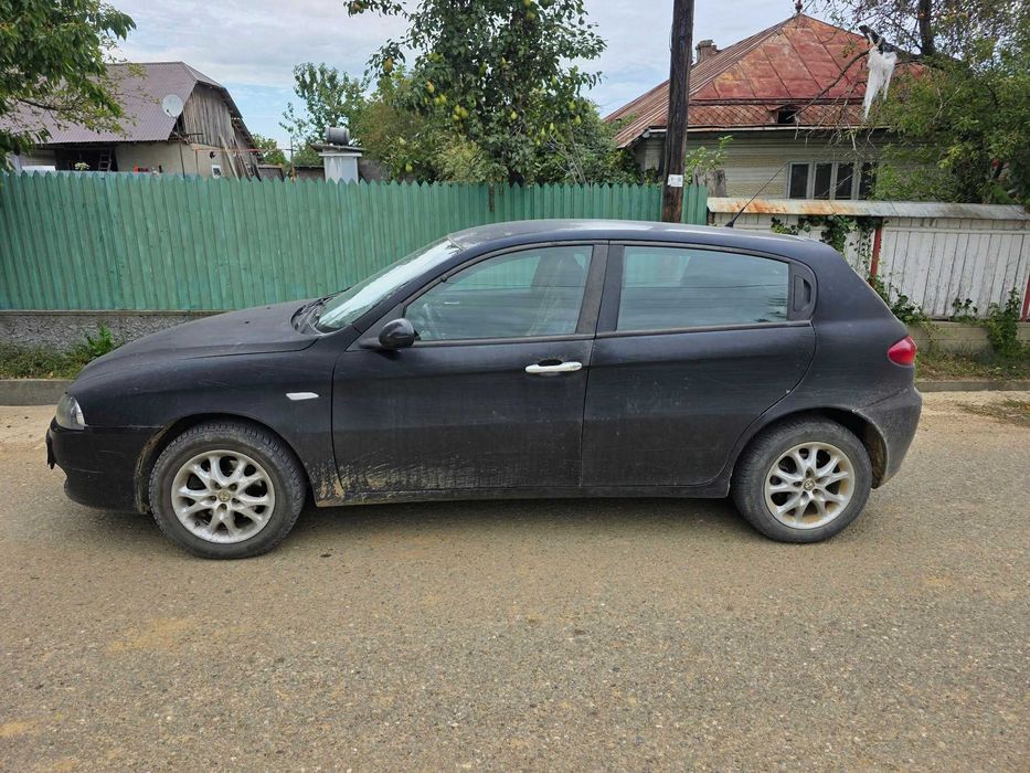 Alfa Romeo 147 1.9 JTDm (2007) – Motor fiabil, ITP valabil - 850 euro (negociabil)