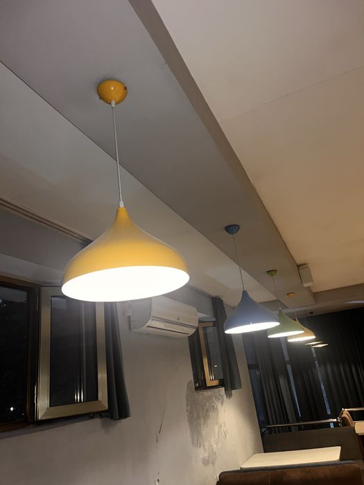 Продается люстры