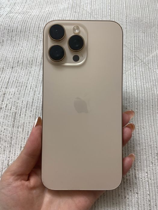 iPhone 16 Pro Max 512 GB + iPhone 11 в подарок!