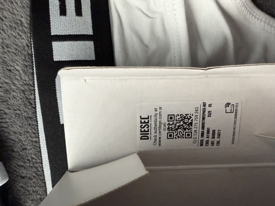 Diesel Umbr set 3 chiloti negru-negru-alb marimea XL noi originali