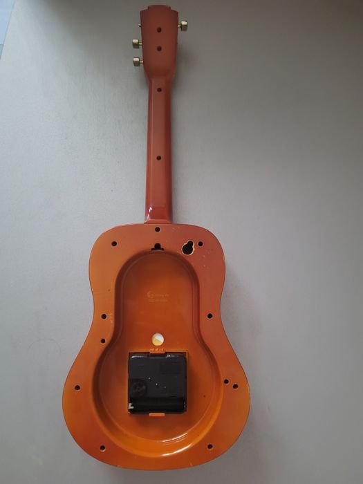 Часы настенный гитара 2000 тг