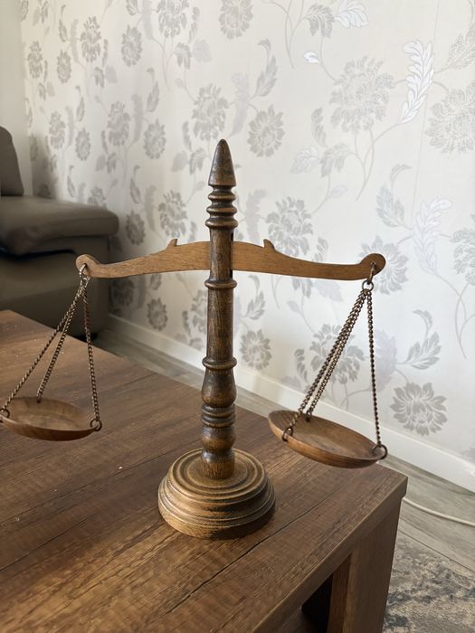 Balanța decorativă