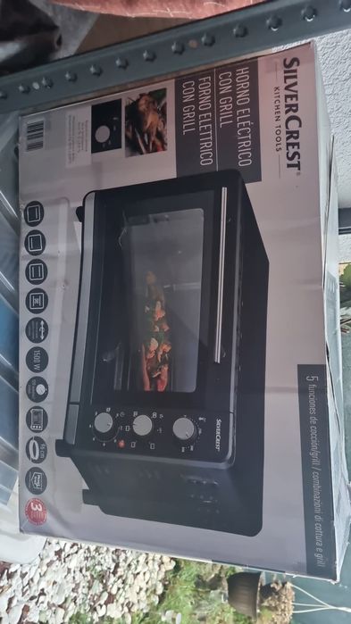 De vânzare deshidrator și cuptor electric  folosit in start bună