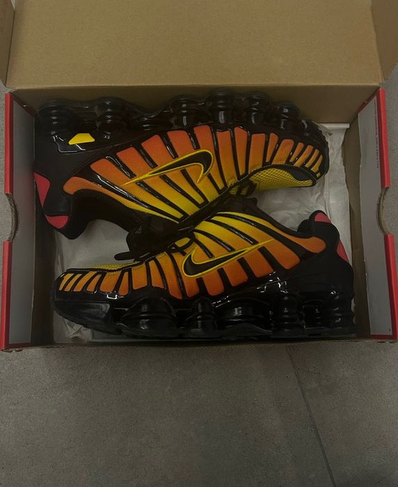 Маратонки Nike Shox Tl