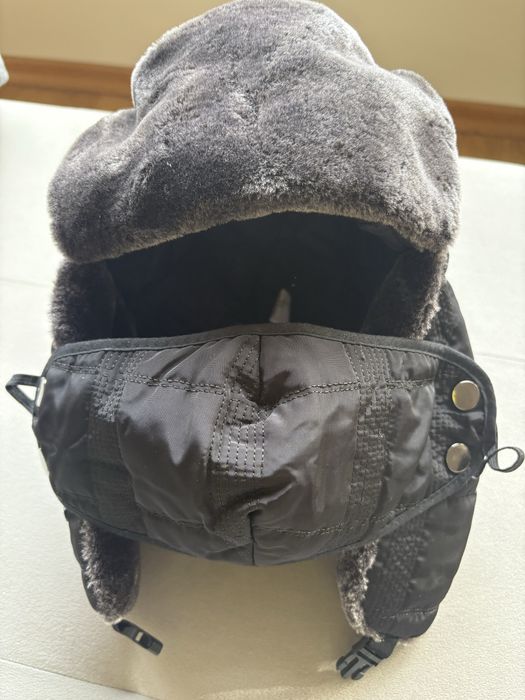 Чисто нова топла зимна шапка