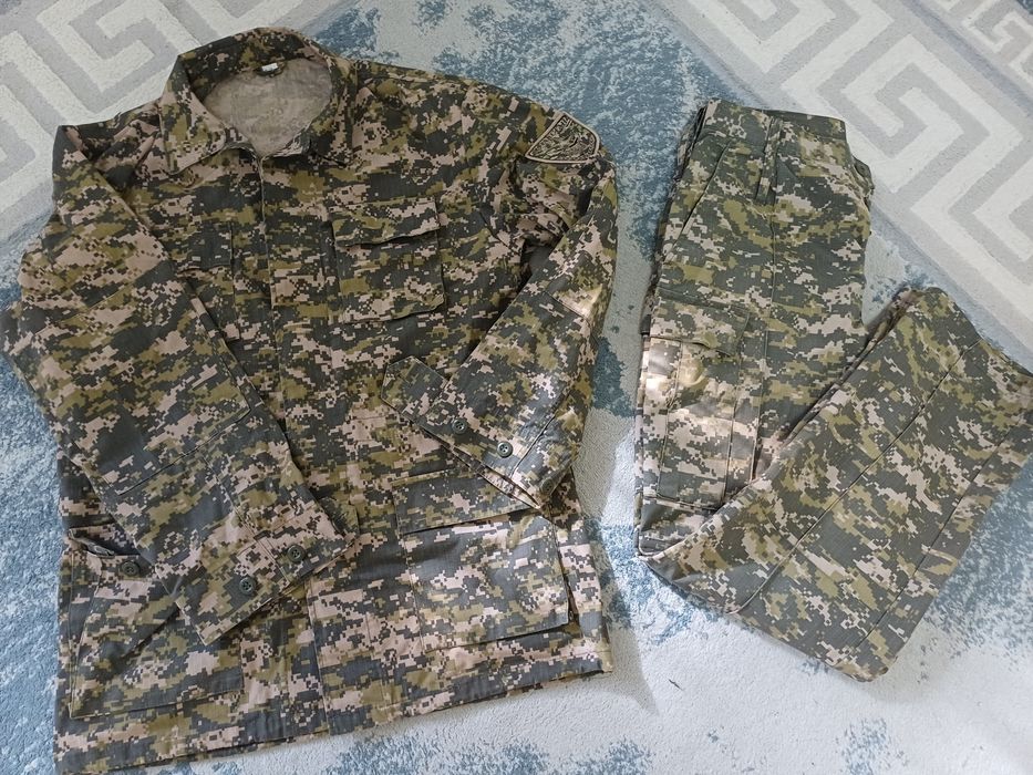 Продам форму военную