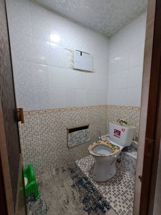 Navoiy shahrida 2 xona katta kvadratli uyimiz sotiladi tryoxlestnikdom