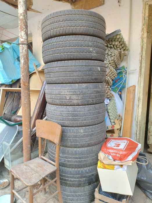 Бусове гуми 235/65/16