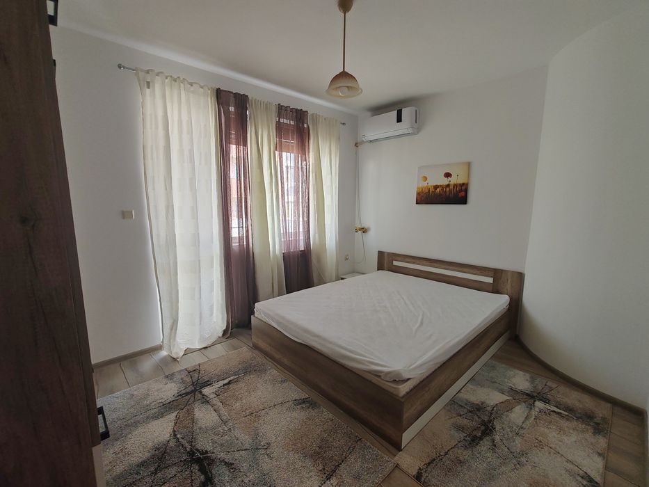 Дава се под наем Четиристаен апартамент в Бургас, Сарафово - 150 кв.м за 1097.01 € - Снимка #10