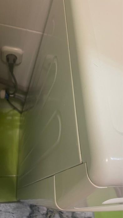 Продаю стиральную машину б/у