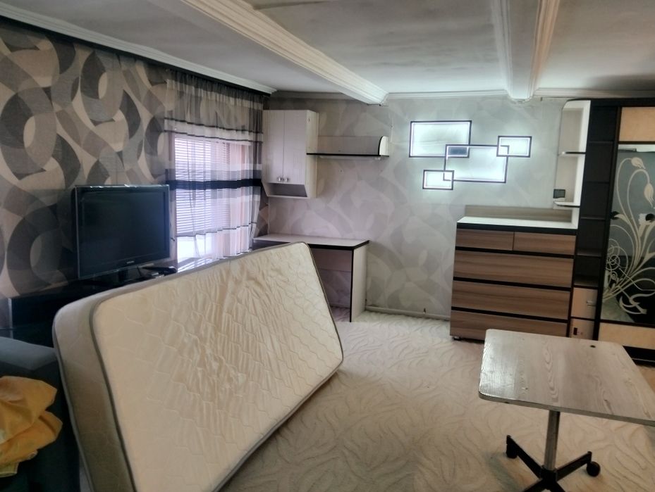 Продам1/2 дома.Частный дом