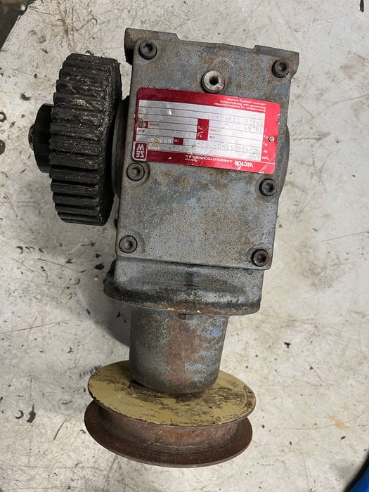 Reductor 130 rot pe minut