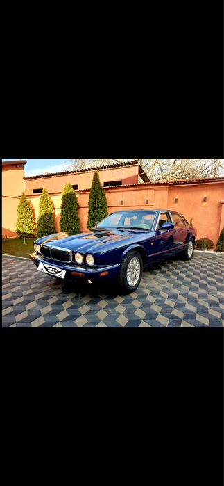 Jaguar XJ8 3.2 benzina