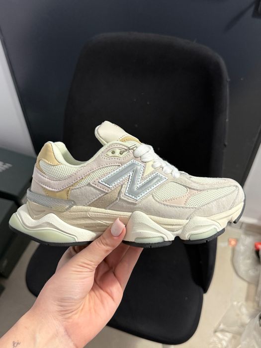 New balance 9060