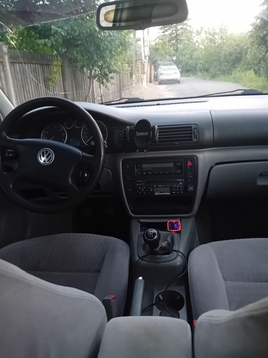 VOLKSWAGEN Passat 2001 — imagine 3