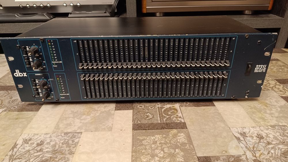 Эквалайзер DBX-3231L