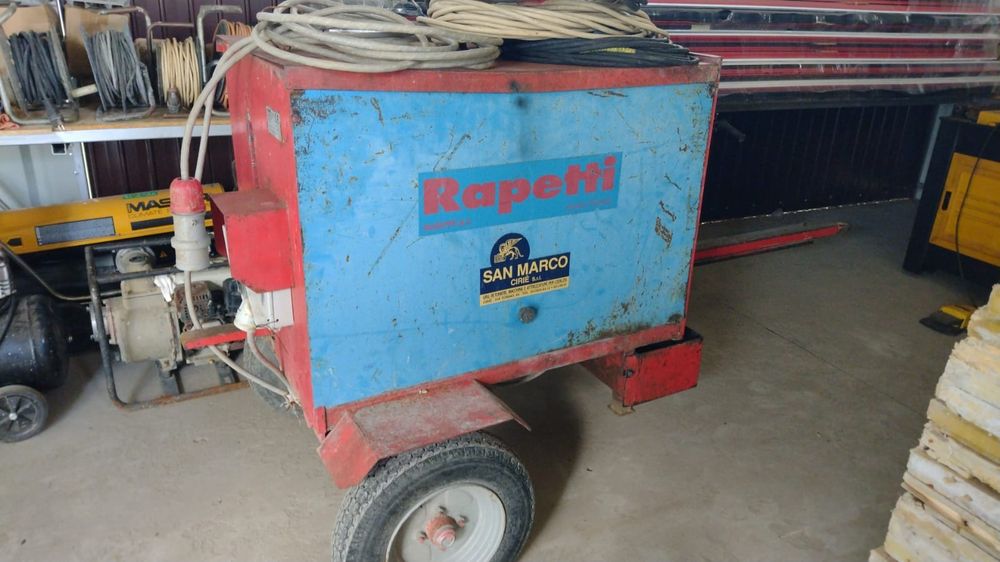 Inchiriere utilaje pentru constructii, cofraje, schele si popi metalici