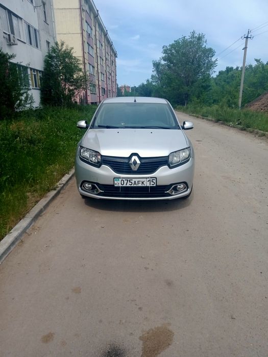 Продаю авто Рено Логан 2