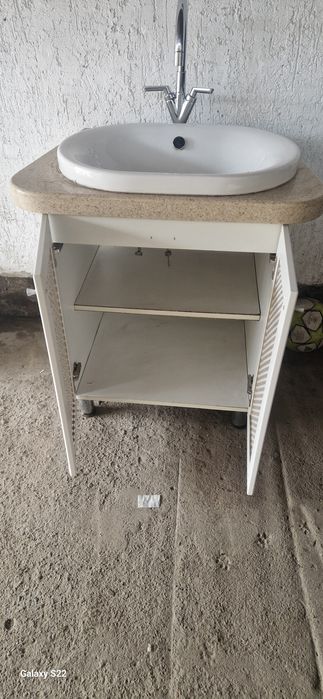 Срочно продам раковина тумба