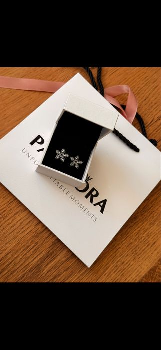 Пандора обеци Pandora