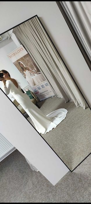 Rochie mireasa tip sirena