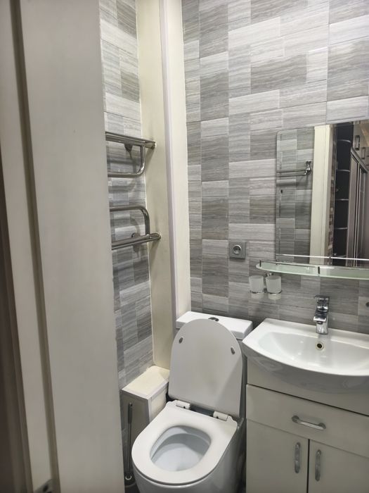 Сдаётся квартира возле Цирка (адра)