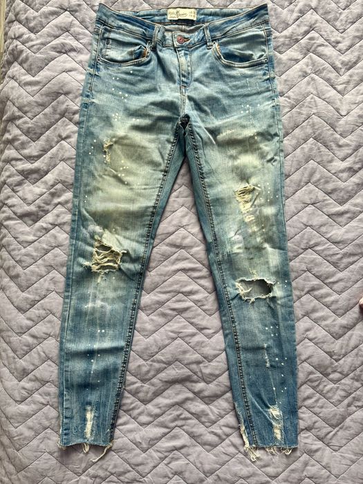 Модерни дамски дънки - размери S-M