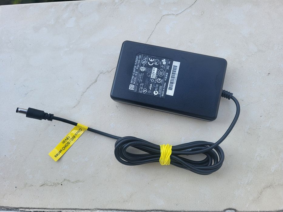 Alimentator 18V 0,8A mufa 5,5x2,5mm CISCO