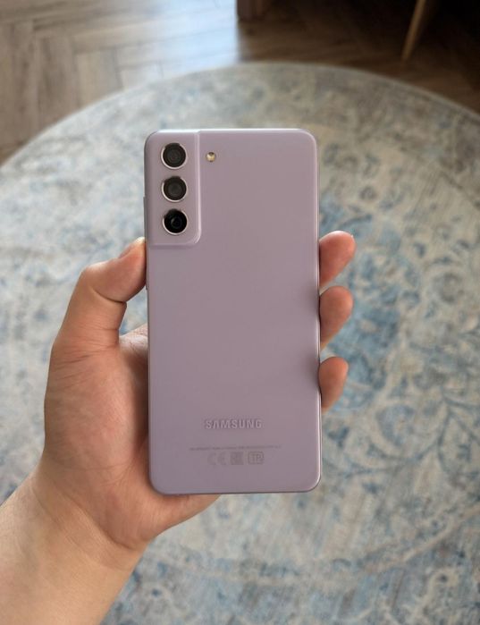 Samsung s21  память 128