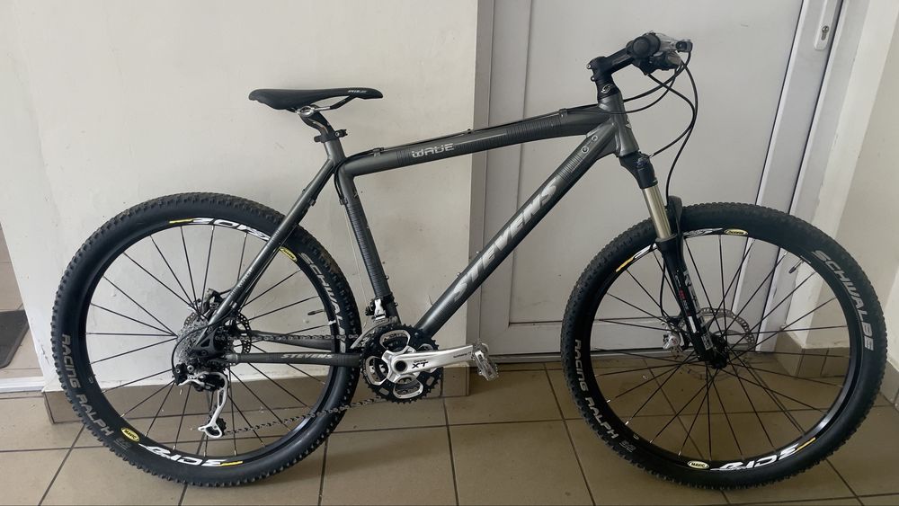 Bicicleta Mountain Bike STEVENS Shimano Deore ROCK SHOX