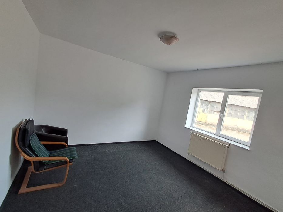 Inchiriem spatiu birou