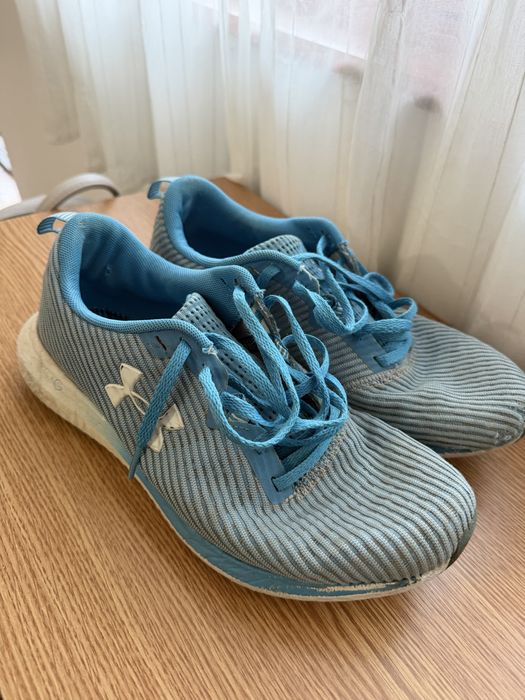 Adidasi UnderArmour