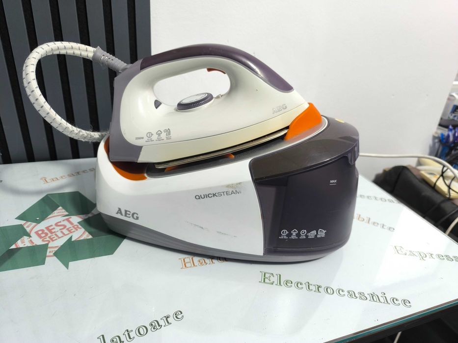 Stație de Călcat cu Aburi AEG Quicksteam DBS3350 - 2400W