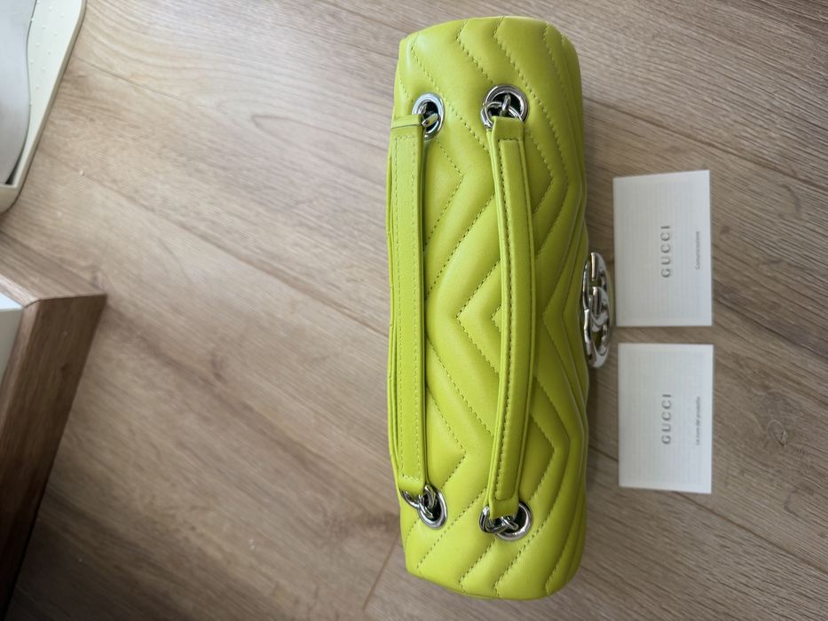 Gucci GG Marmont Matelassé Top Handle Shoulder Bag дамска чанта