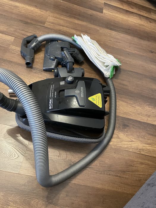 Пылесос Bork 2100W