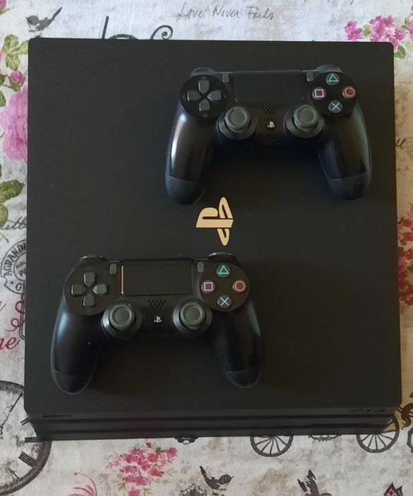 De vanzare Ps4 Pro