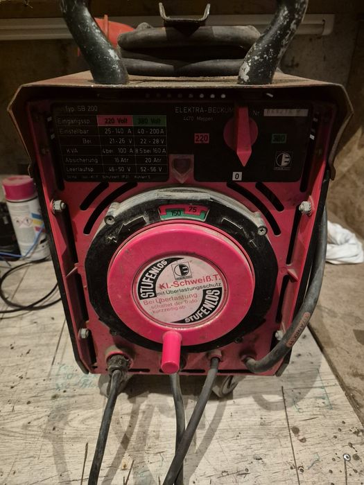 Aparat de sudura profesional Elektra Bekum 200A