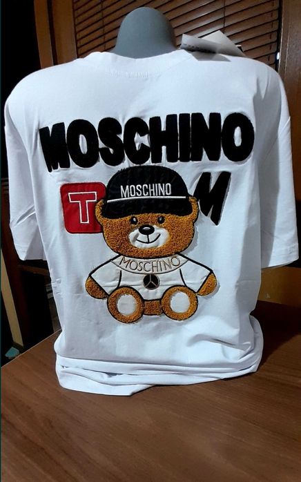 Бяла тениска moshino / мошино М размер университет мъжка дамска