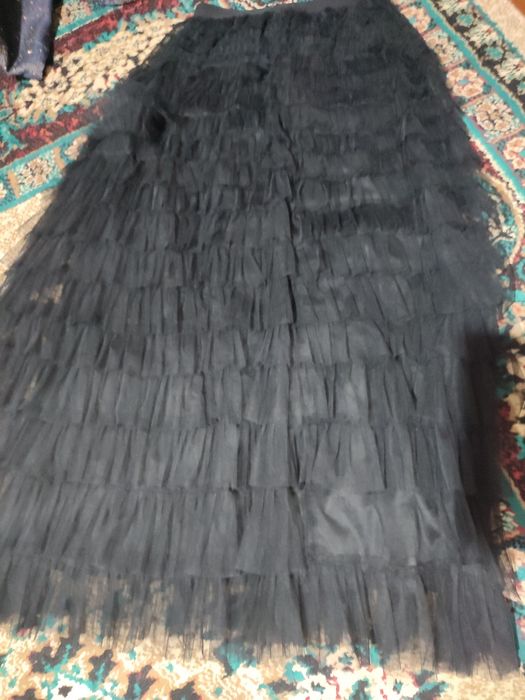 Продам юбку черный