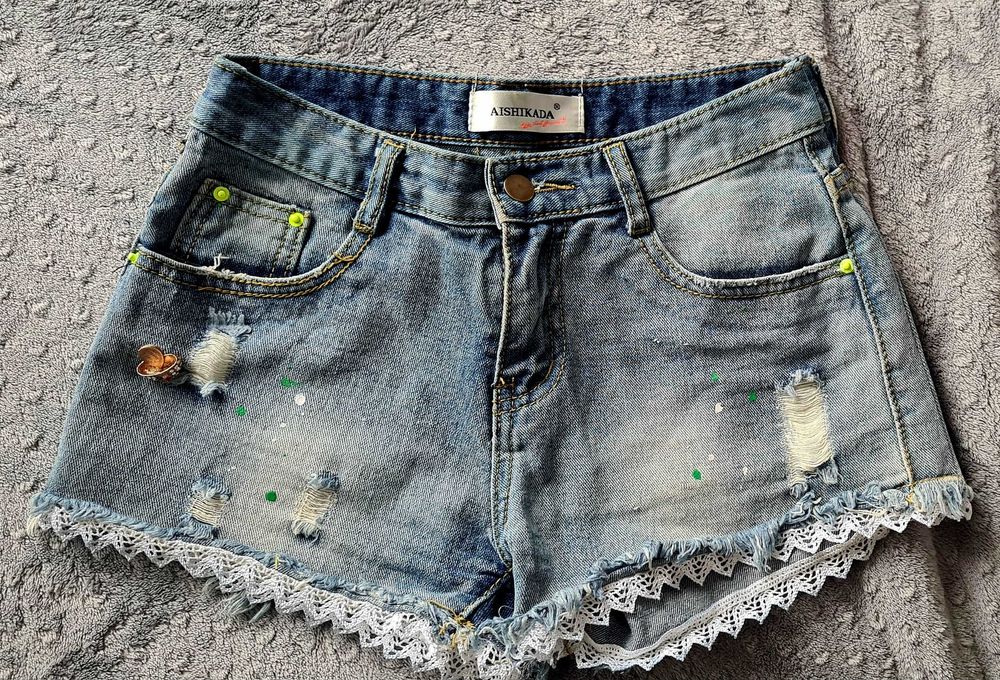 Къси дънкови панталонки