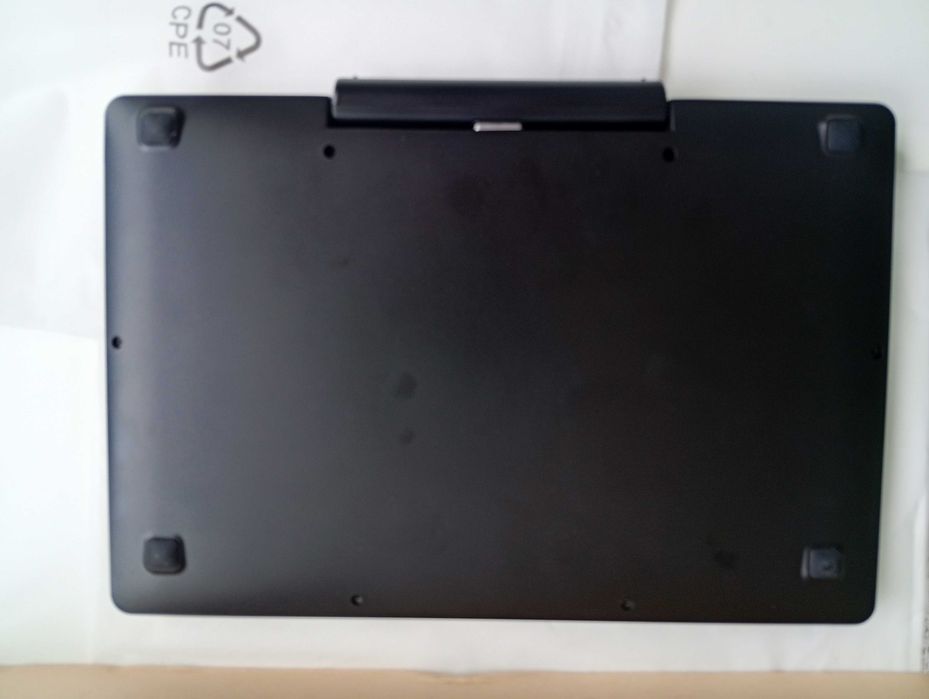 Чисто нов-Dynabook satellite pro ET10-G-1 10"/Intel celeron N3350/4 RAM/64GB eMMC
