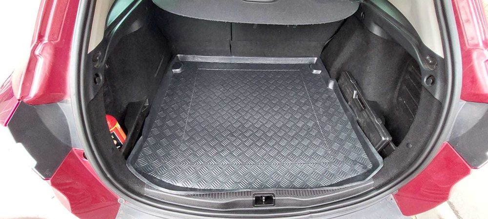 Renault Megane stare perfecta  ambreiaj nou, anvelope noi etc