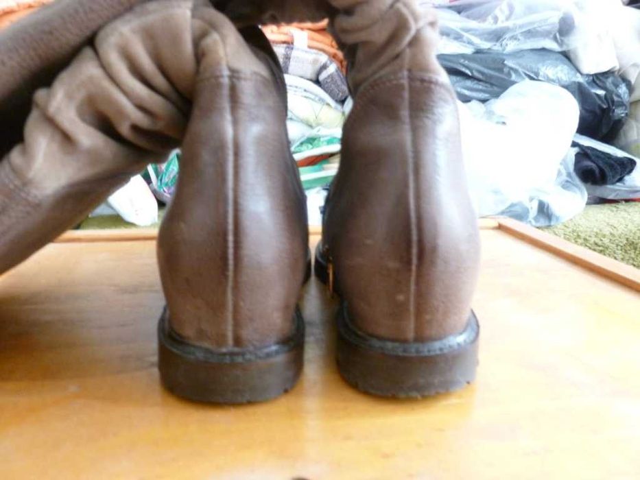 Ботуши от естествена кожа със скрита платформа